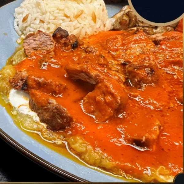 Ali Nazik (Patlican ve Sarimsakli Yogurtlu)